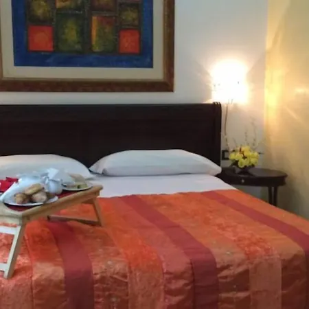 Verdi Hotel 2*