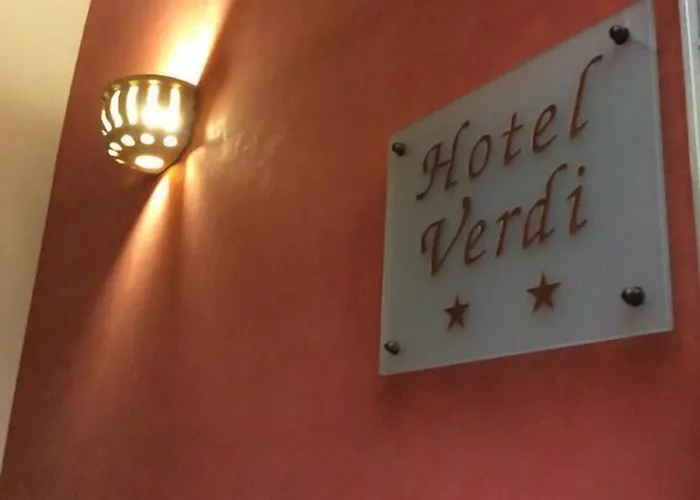 Verdi Hotel 2*